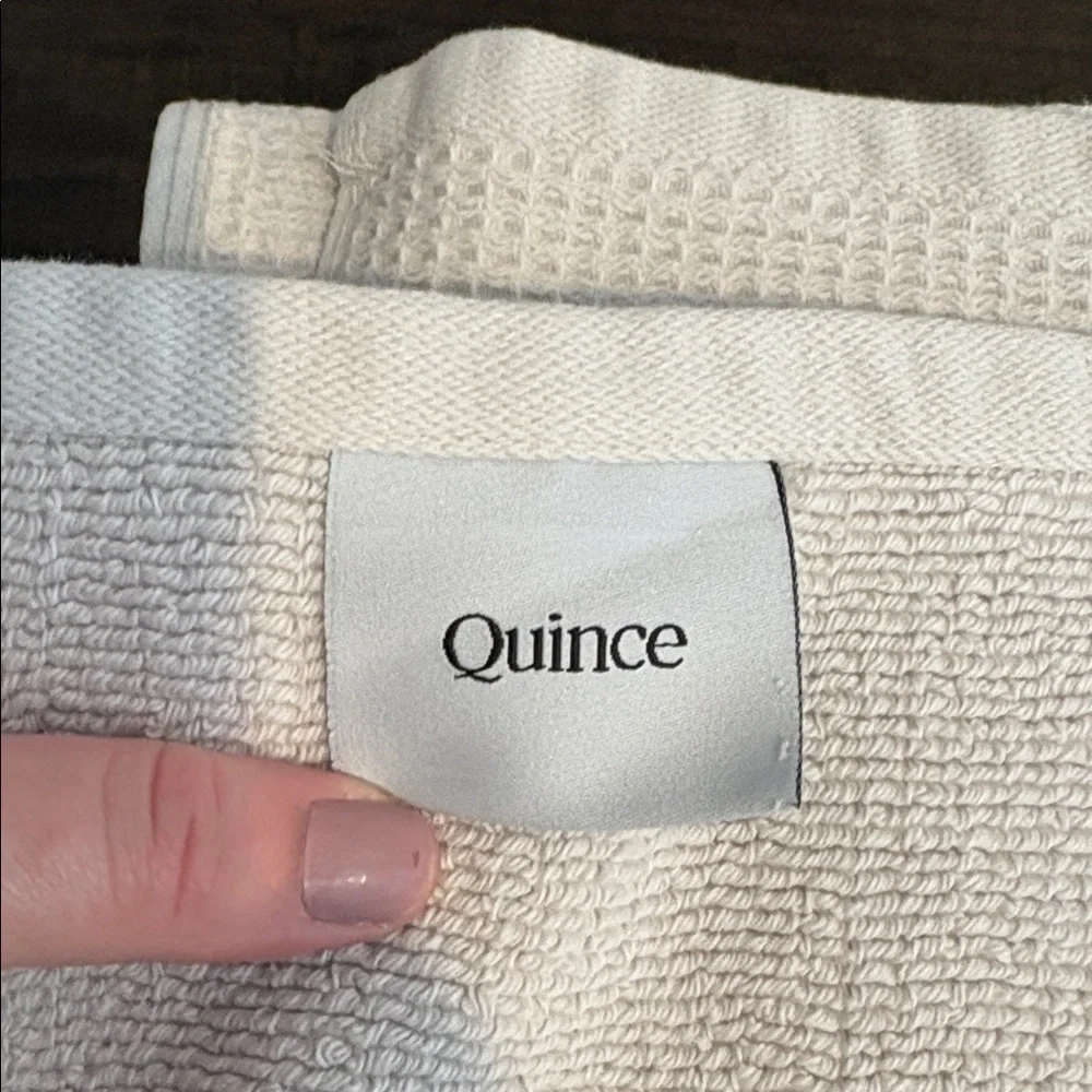 Quince like new